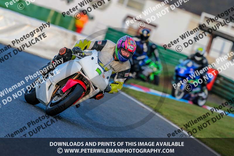 PJM Wedding Photography;enduro digital images;event digital images;eventdigitalimages;mallory park;mallory park photographs;mallory park trackday;mallory park trackday photographs;no limits trackdays;peter wileman photography;racing digital images;trackday digital images;trackday photos